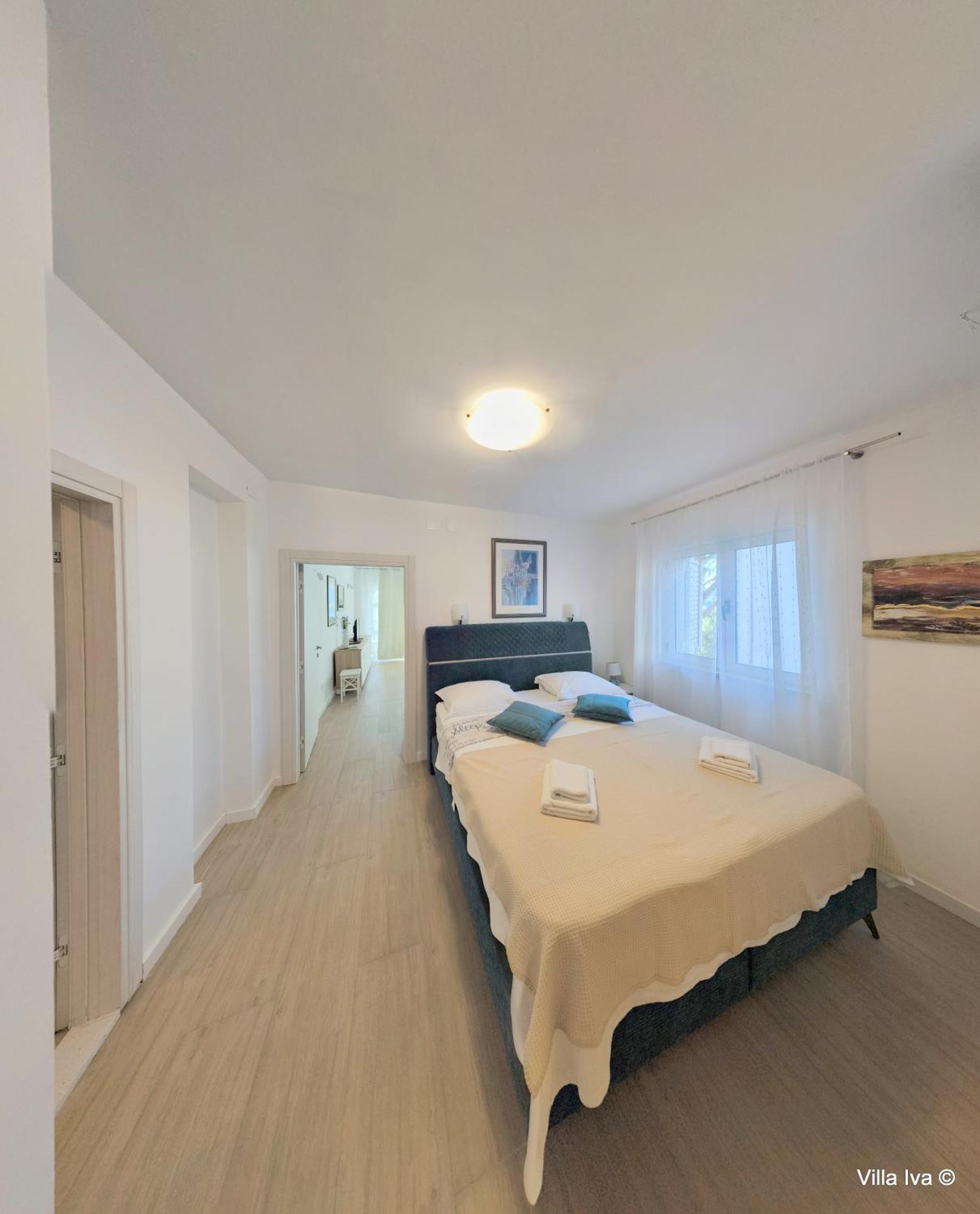 Apartments Iva Omis Luaran gambar