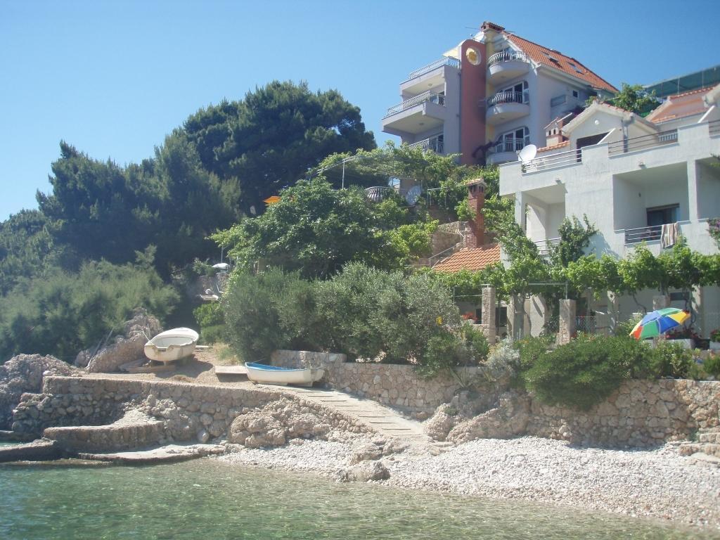 Apartments Iva Omis Luaran gambar